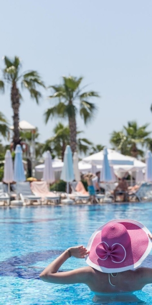 Planning the Perfect Getaway for Your Naturist Holiday